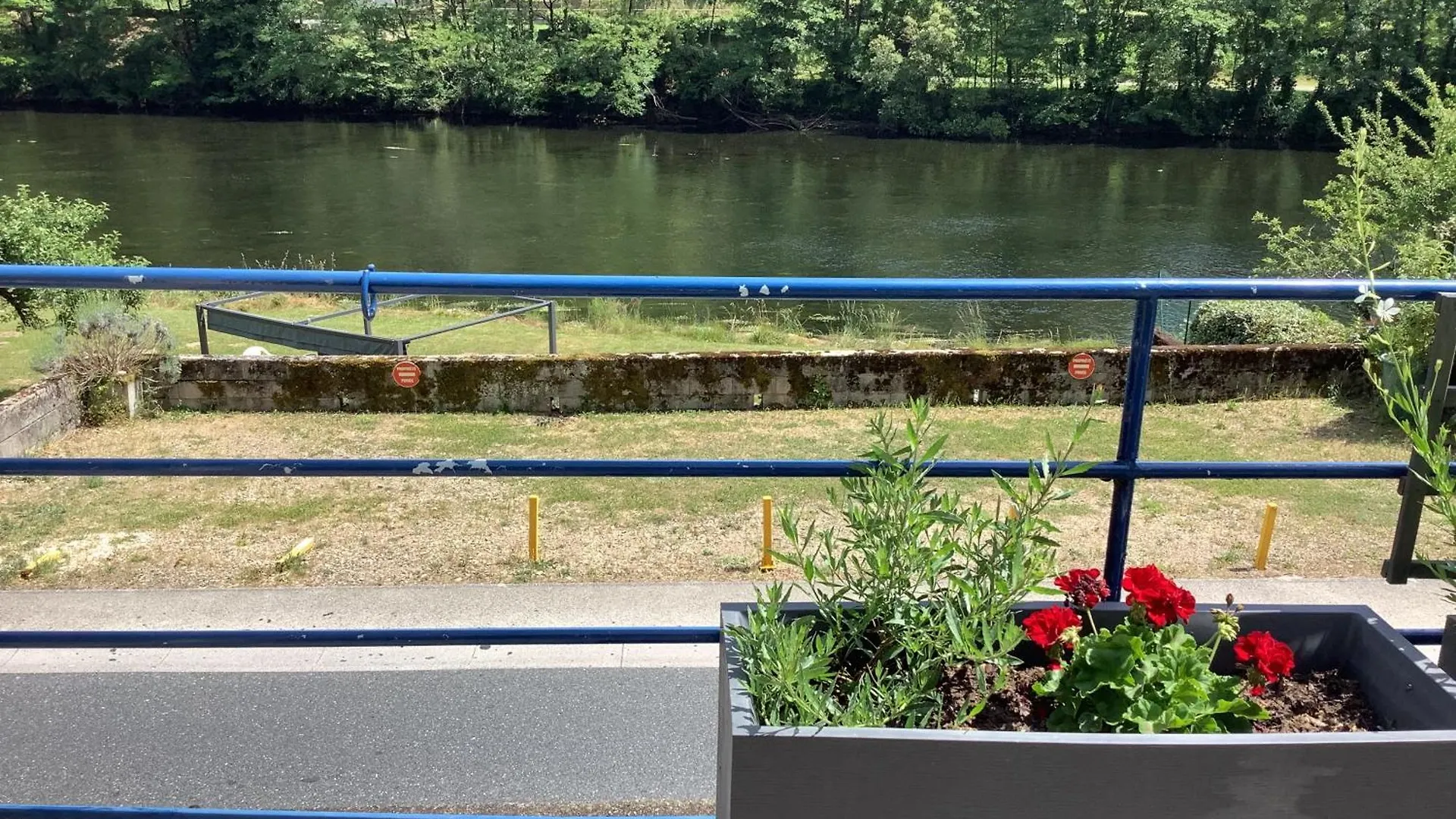 Vue Du Pont Apartamento Entraygues-sur-Truyère 0*,  França